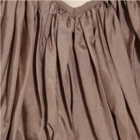 Bolongaro Trevor Bustle Dress, unique dress - Picture 3 of 5